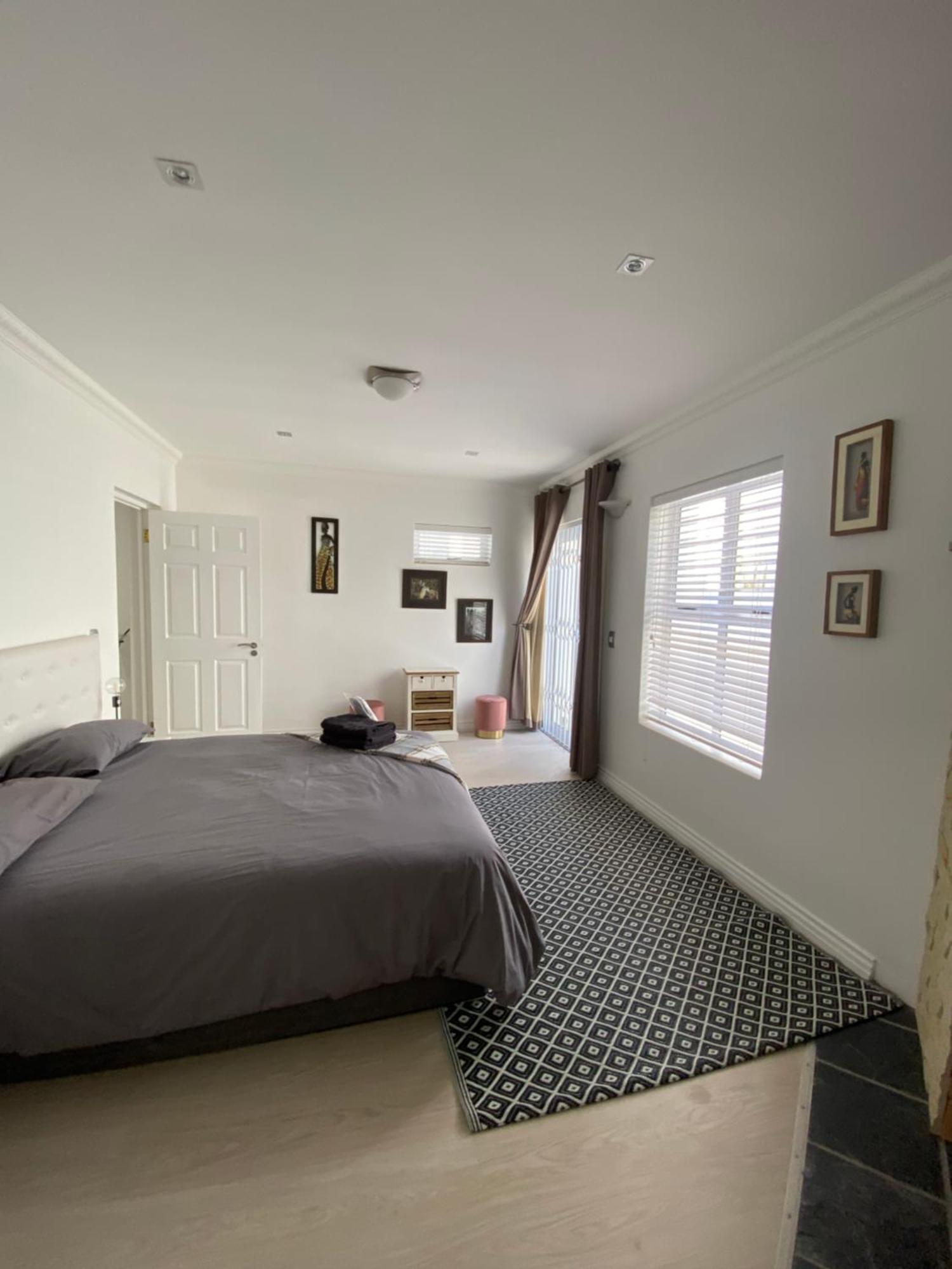 Bed And Breakfast Villa Livadia Cape Town Exterior photo