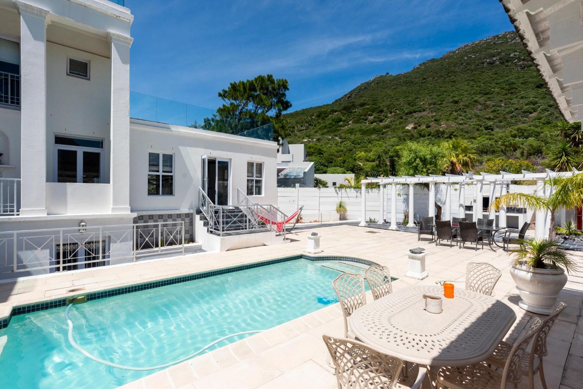 Bed And Breakfast Villa Livadia Cape Town Exterior photo